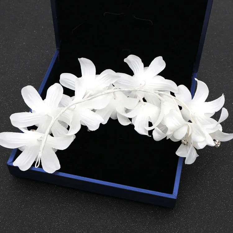 Bridal Pearl & Rhinestone Hair Comb – Elegant Wedding Headpiece