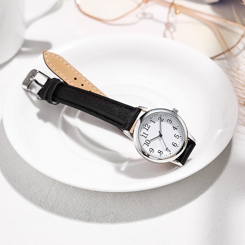 Leisure Fashion Women’s Quartz Watch