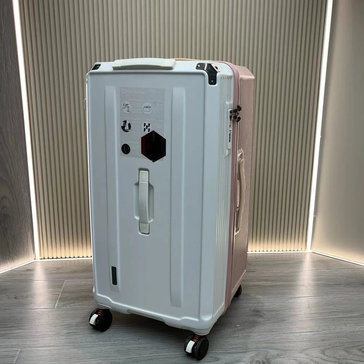 Large Size Suitcase with Five Wheels & Brake