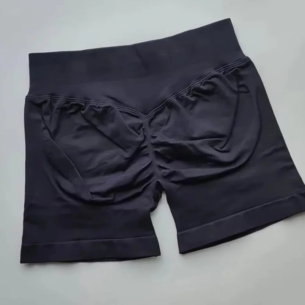 Women’s Impact Seamless Scrunch Bum Shorts – Low Ribbed Waist Gym Essential
