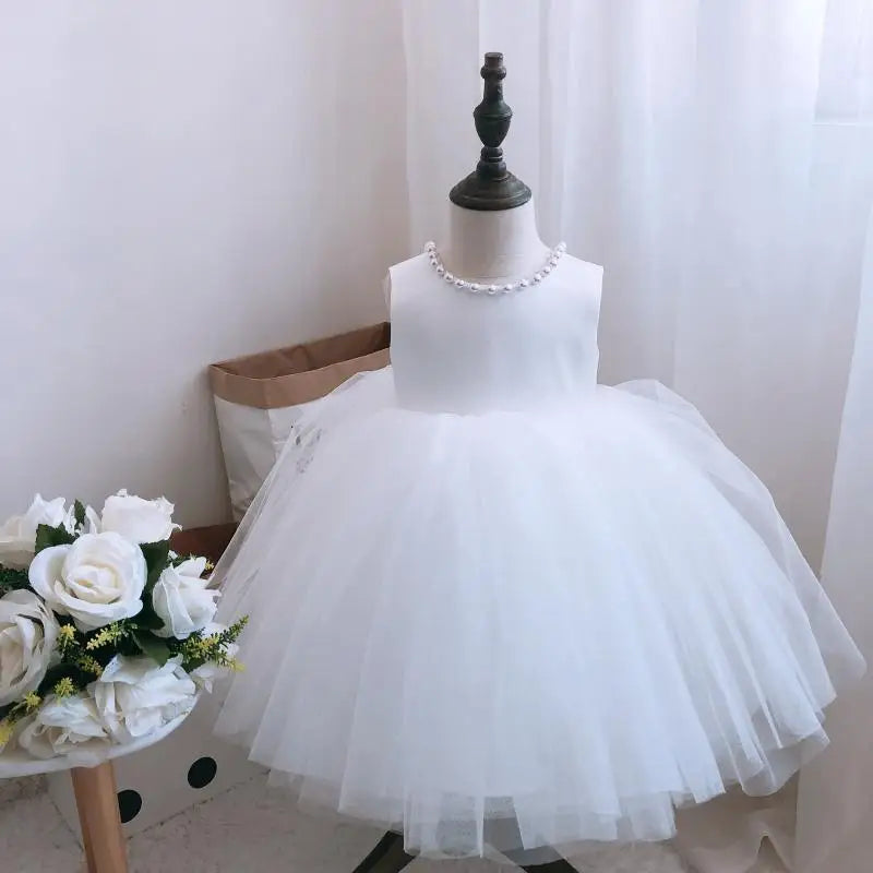 Backless Sleeveless Princess Dress with Pearls