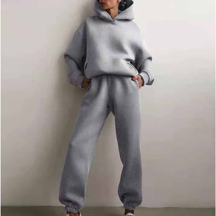 Women’s 2-Piece Leisure Sports Set – Autumn/Winter Fleece Hooded Suit