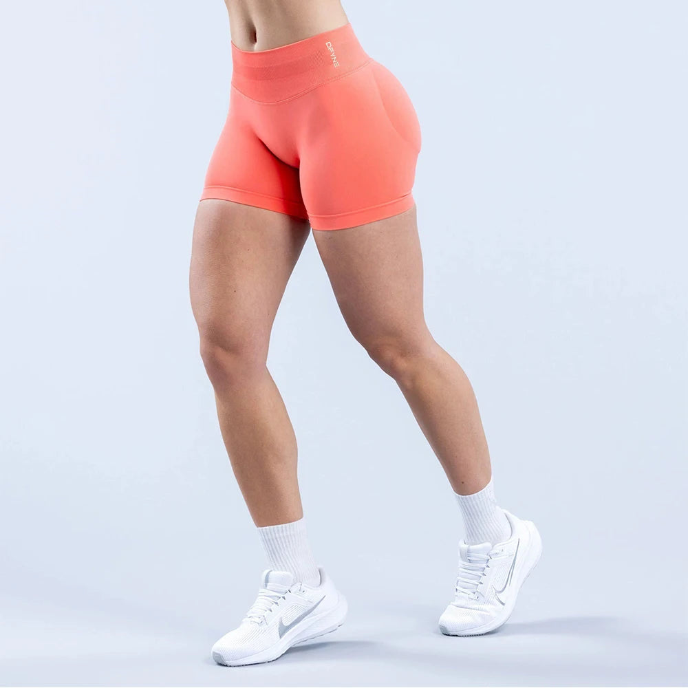 4.5" Seamless Scrunch Bum Yoga Shorts – Low Waist Workout Essential