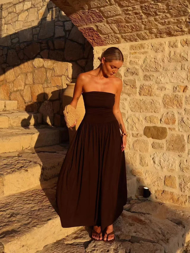 2025 Elegant Off-Shoulder Strapless Dress – Sexy & Slimming Design