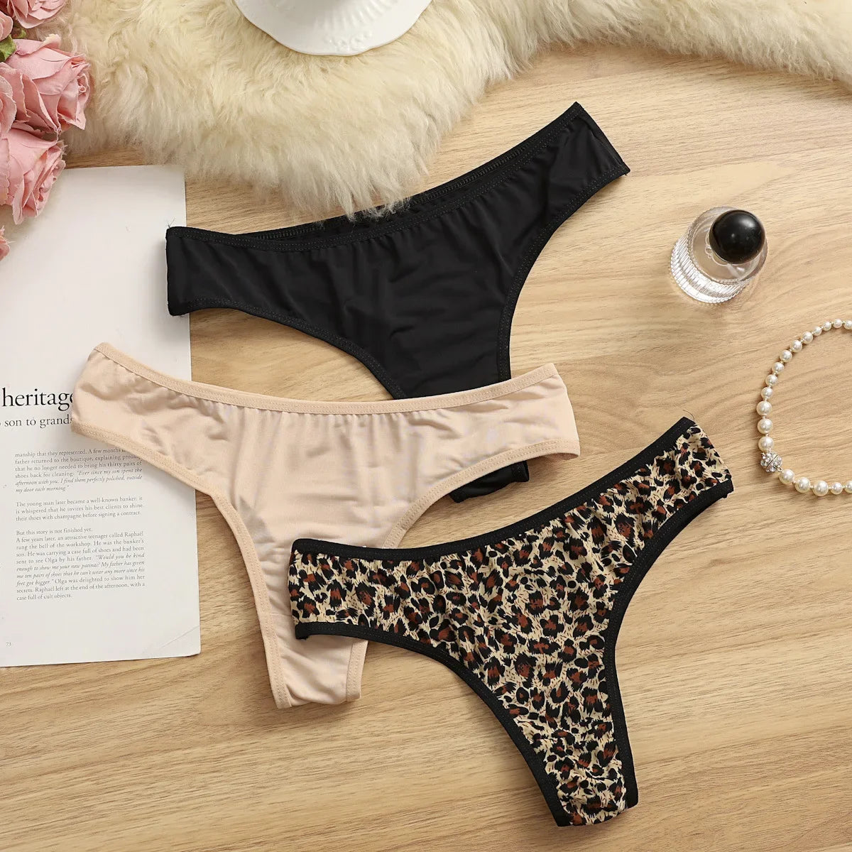 Leopard-Print Seamless Thong