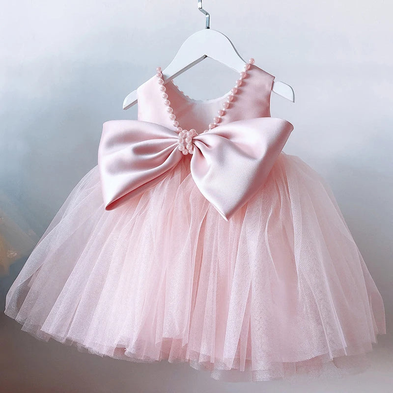 Backless Sleeveless Princess Dress with Pearls