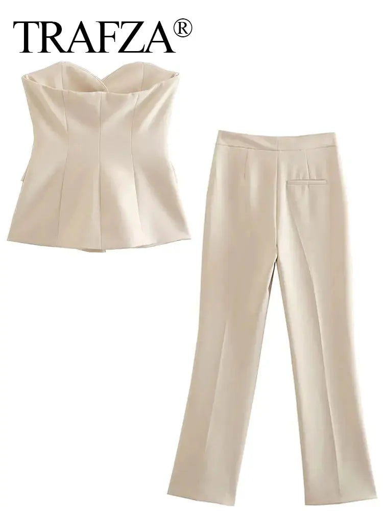Elegant Women’s Strapless Pant Suit – Button-Up Top & Side-Slit Trousers