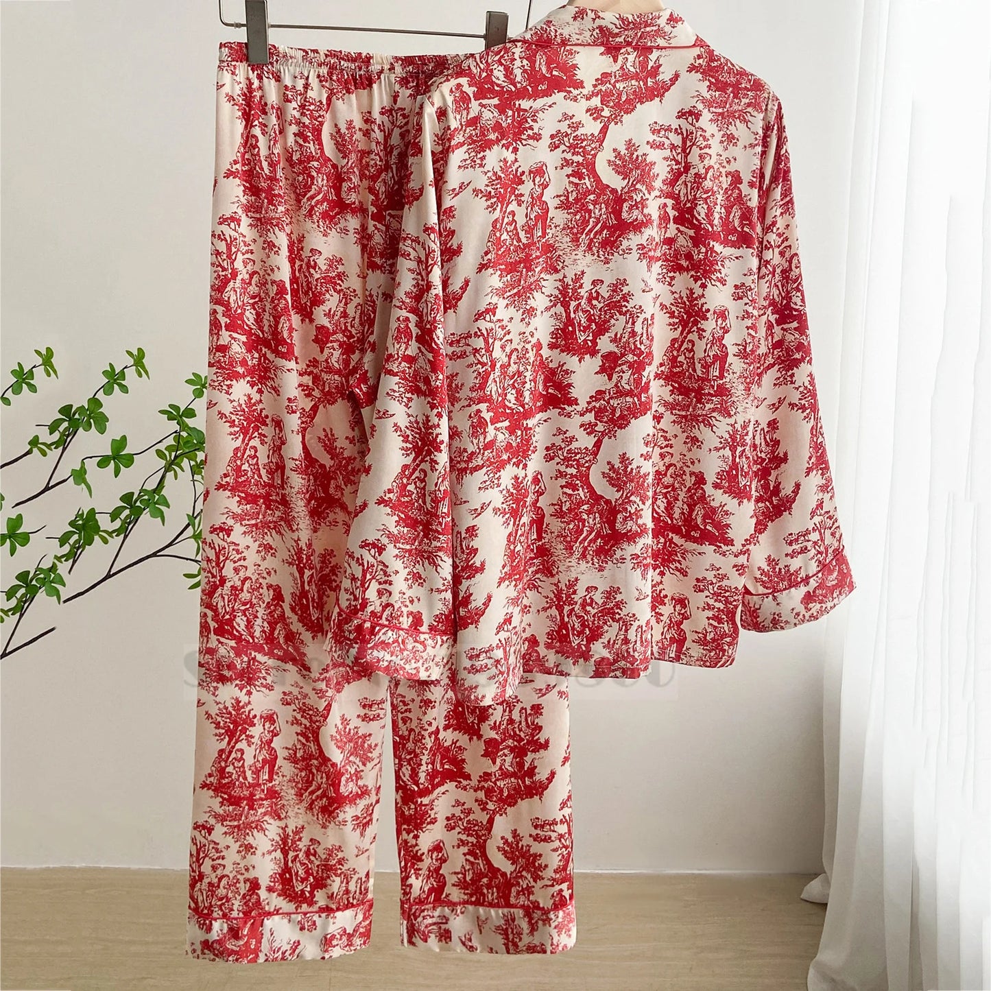 Women’s Floral Satin Pajama Set