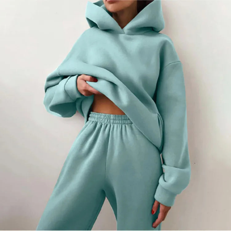 Women’s 2-Piece Leisure Sports Set – Autumn/Winter Fleece Hooded Suit