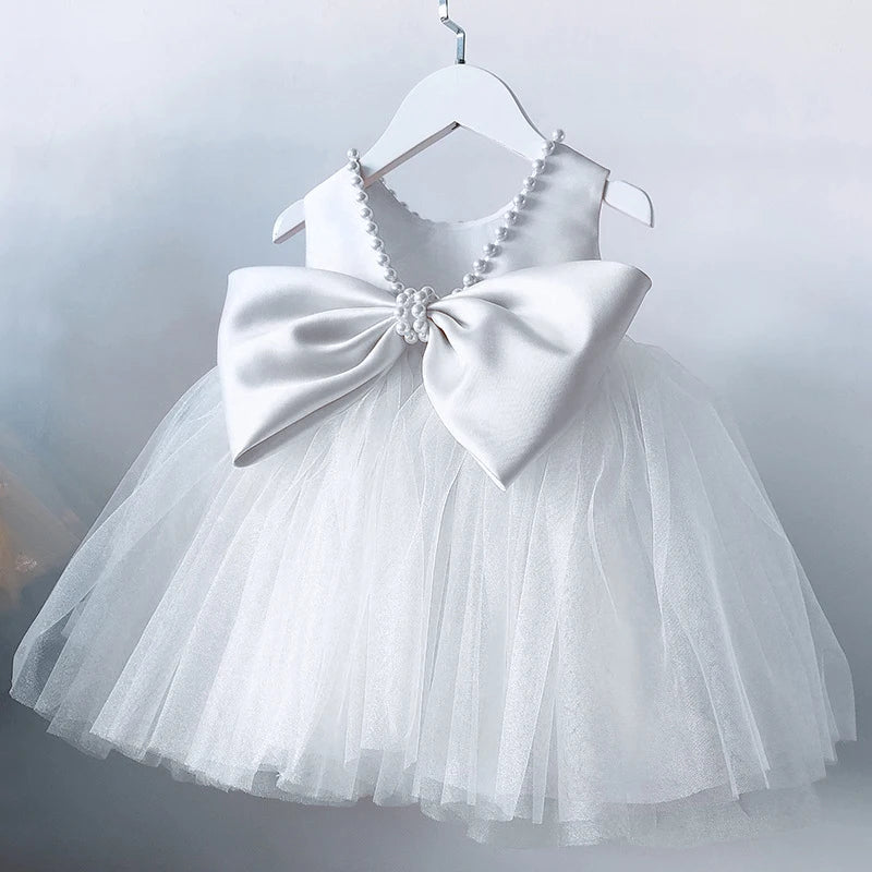 Backless Sleeveless Princess Dress with Pearls