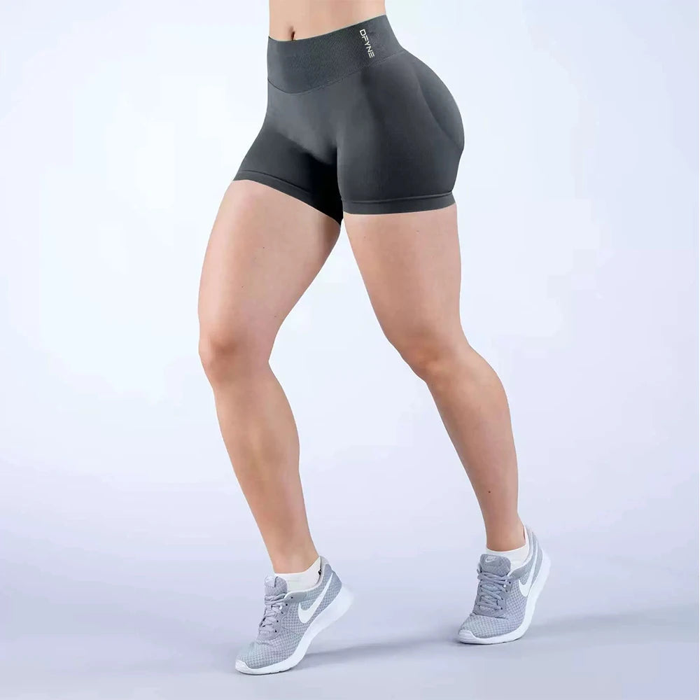 4.5" Seamless Scrunch Bum Yoga Shorts – Low Waist Workout Essential