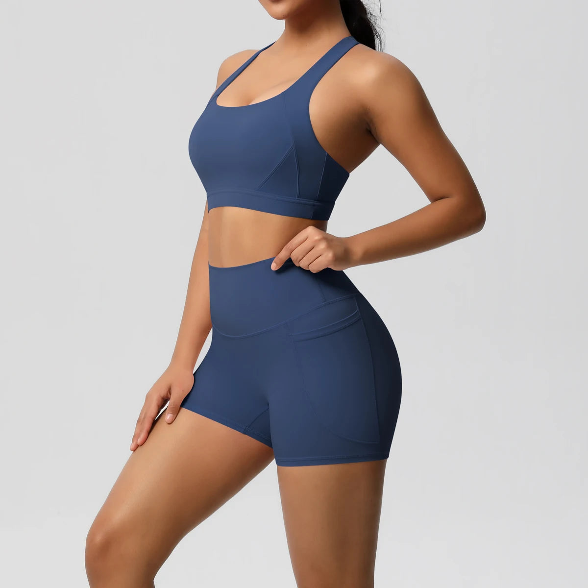 2PCS Women’s Yoga Set with Pockets – Crossover Bra & Sports Shorts / Leggings Gym Outfit