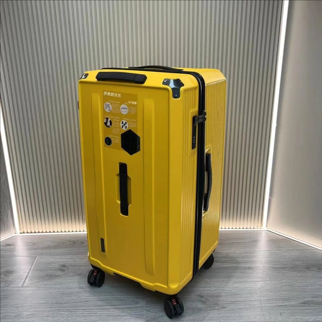 Large Size Suitcase with Five Wheels & Brake