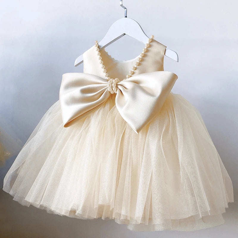 Backless Sleeveless Princess Dress with Pearls
