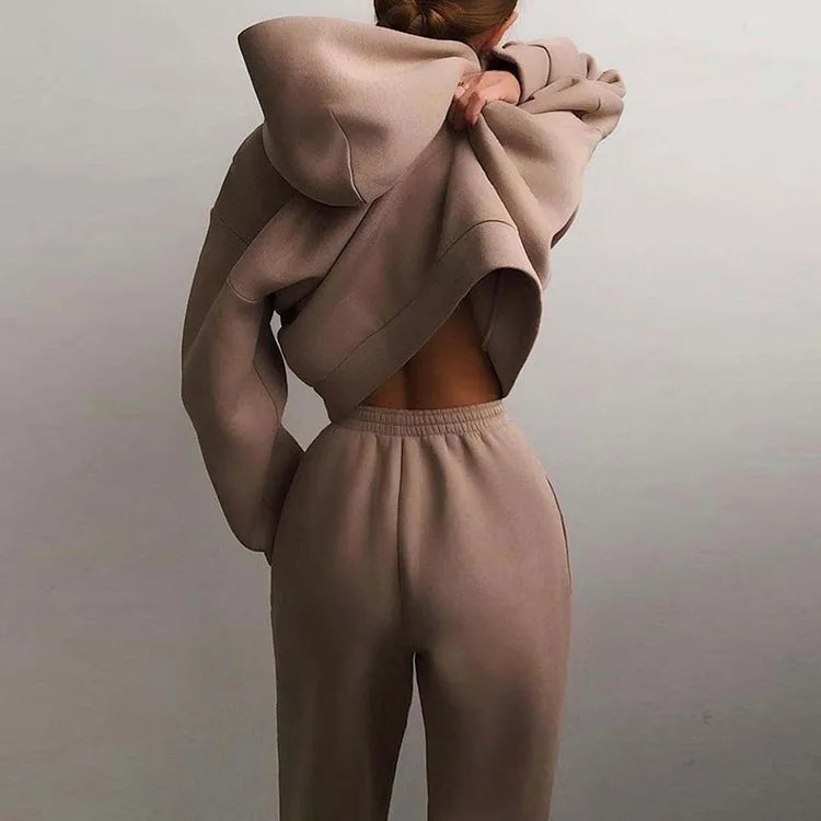 Women’s 2-Piece Leisure Sports Set – Autumn/Winter Fleece Hooded Suit