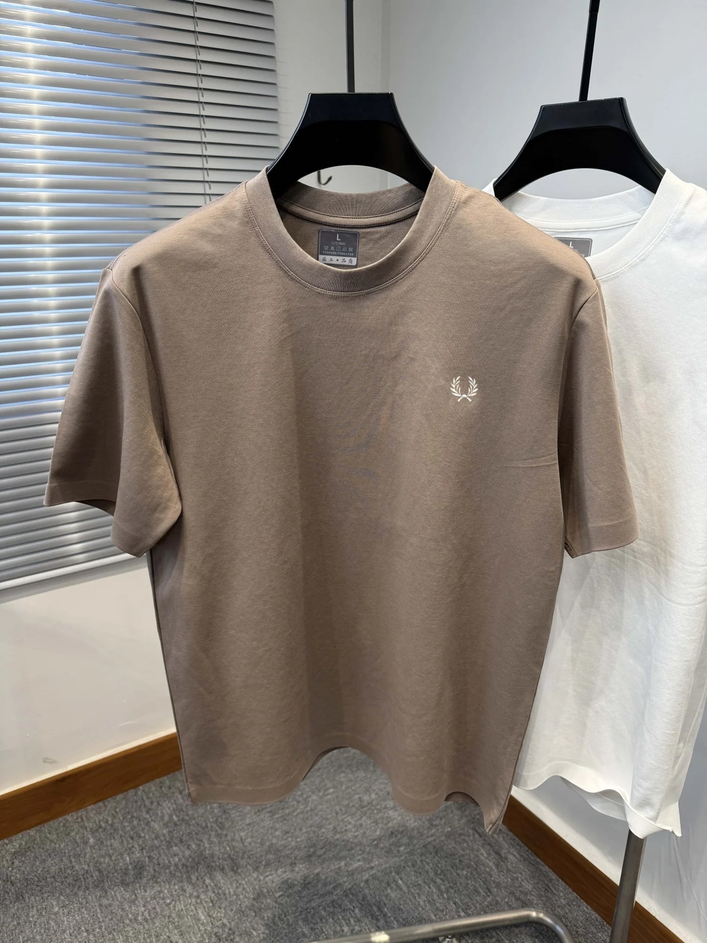 Luxury Cotton Men’s Seamless T-Shirt