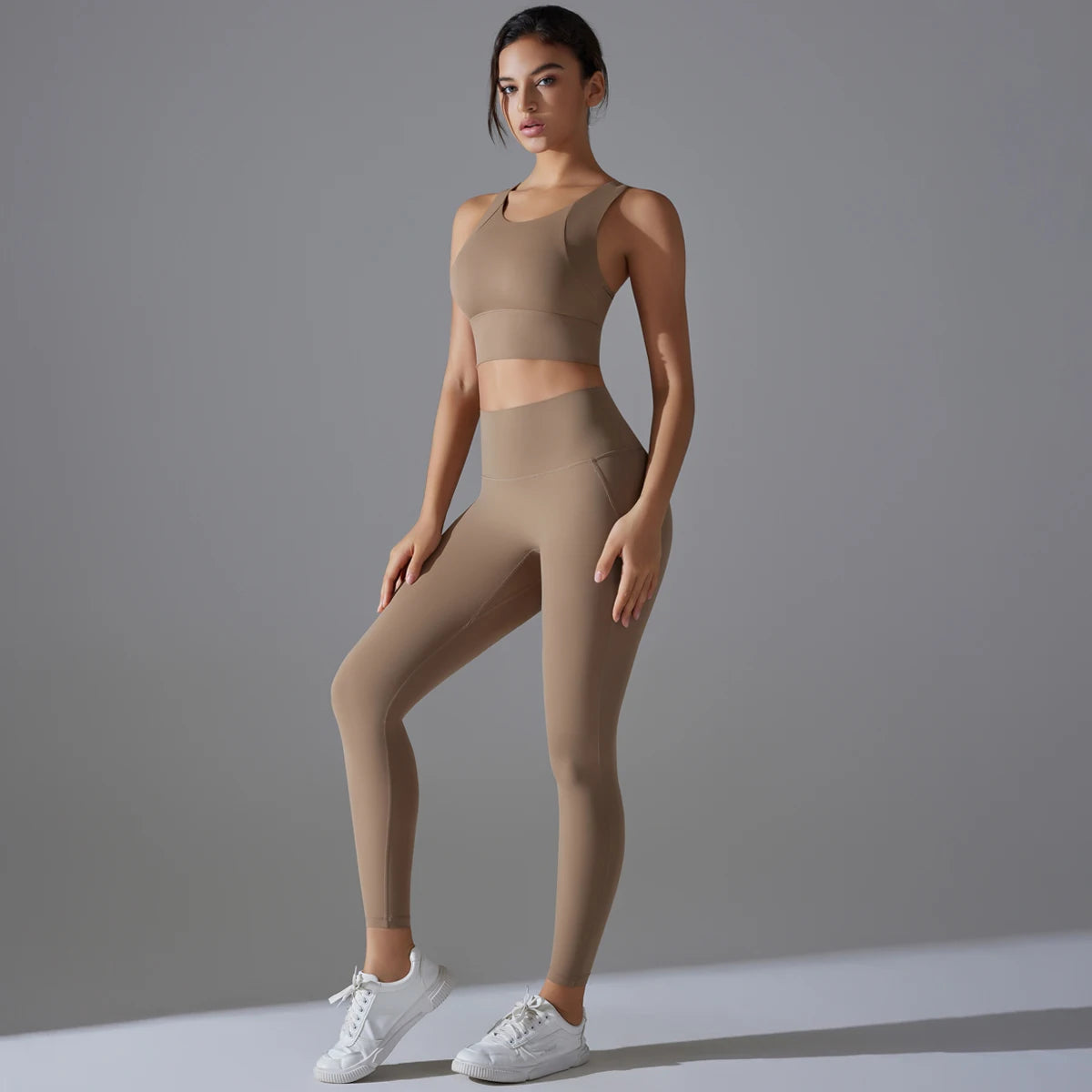 Women’s Yoga & Fitness Set – Shockproof Sports Bra + High-Waist Leggings