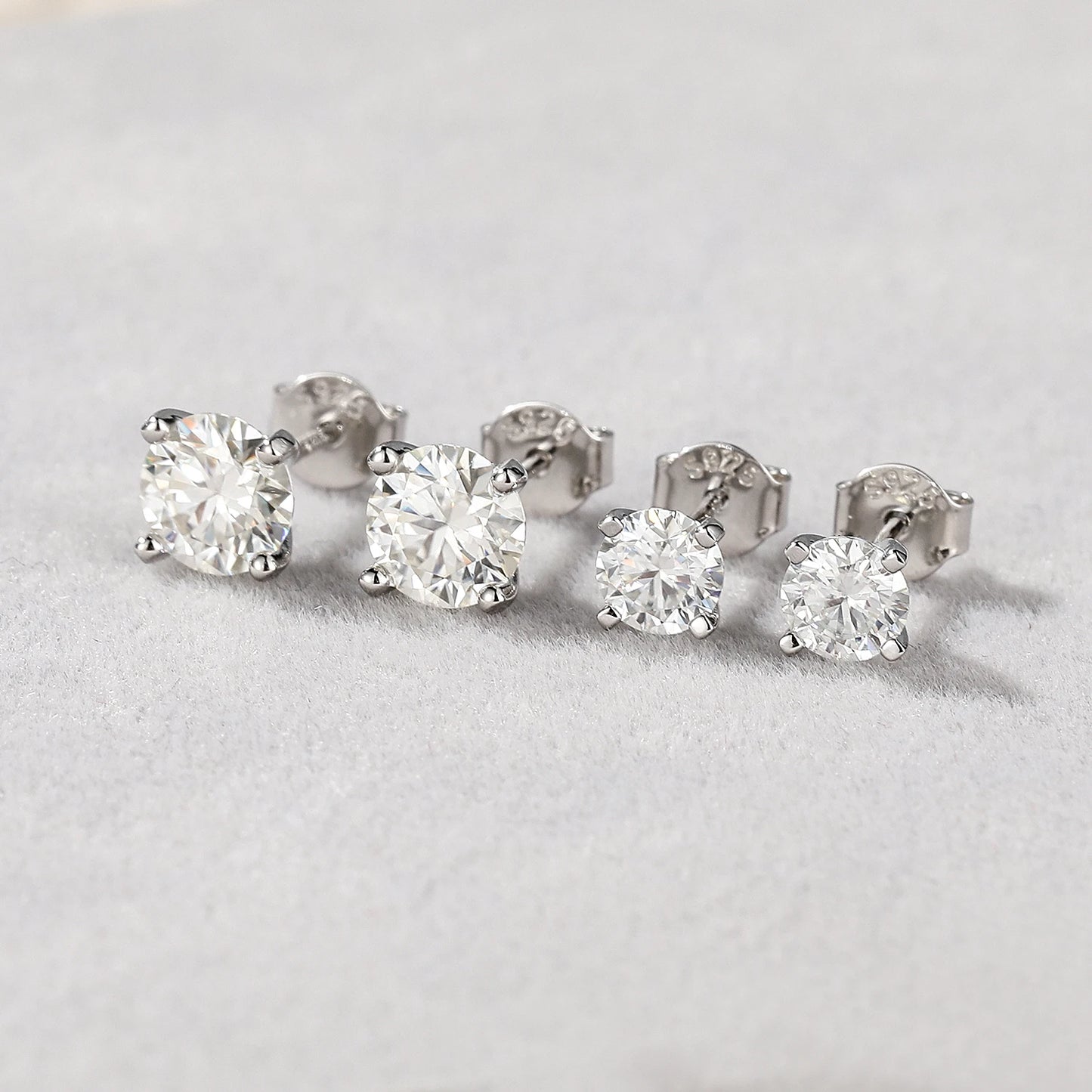 0.5–1.2 Carat D Color Moissanite Ear Stud Earrings for Women