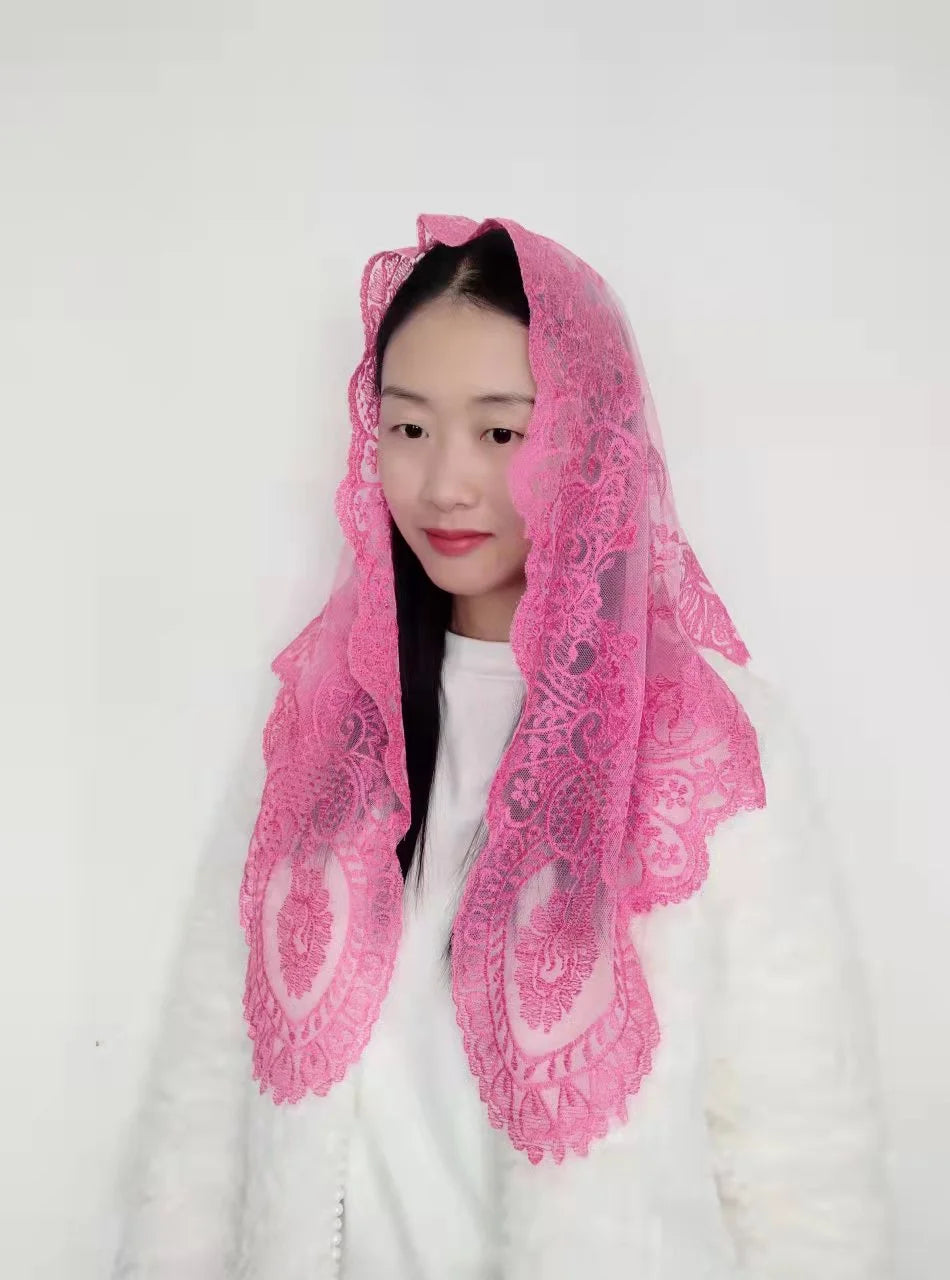 Spanish-Style Lace Mantilla – Catholic & Wedding Veil