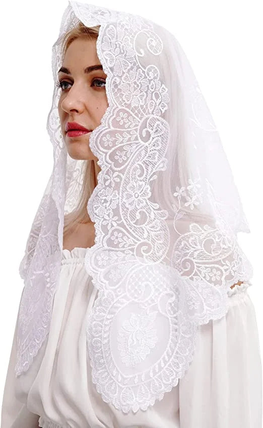 Spanish-Style Lace Mantilla – Catholic & Wedding Veil