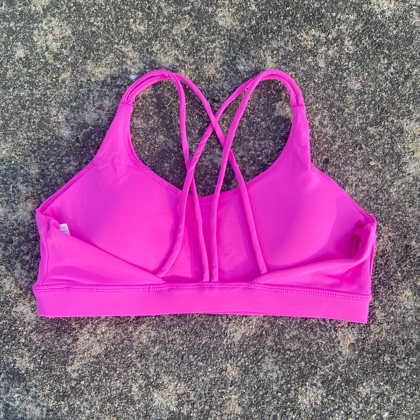 2-Piece Solid Color Gym & Yoga Set – Cross-Back Sports Bra + Biker Shorts