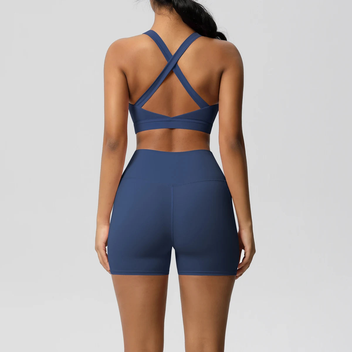 2PCS Women’s Yoga Set with Pockets – Crossover Bra & Sports Shorts / Leggings Gym Outfit
