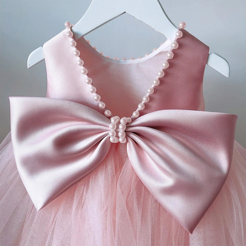 Backless Sleeveless Princess Dress with Pearls