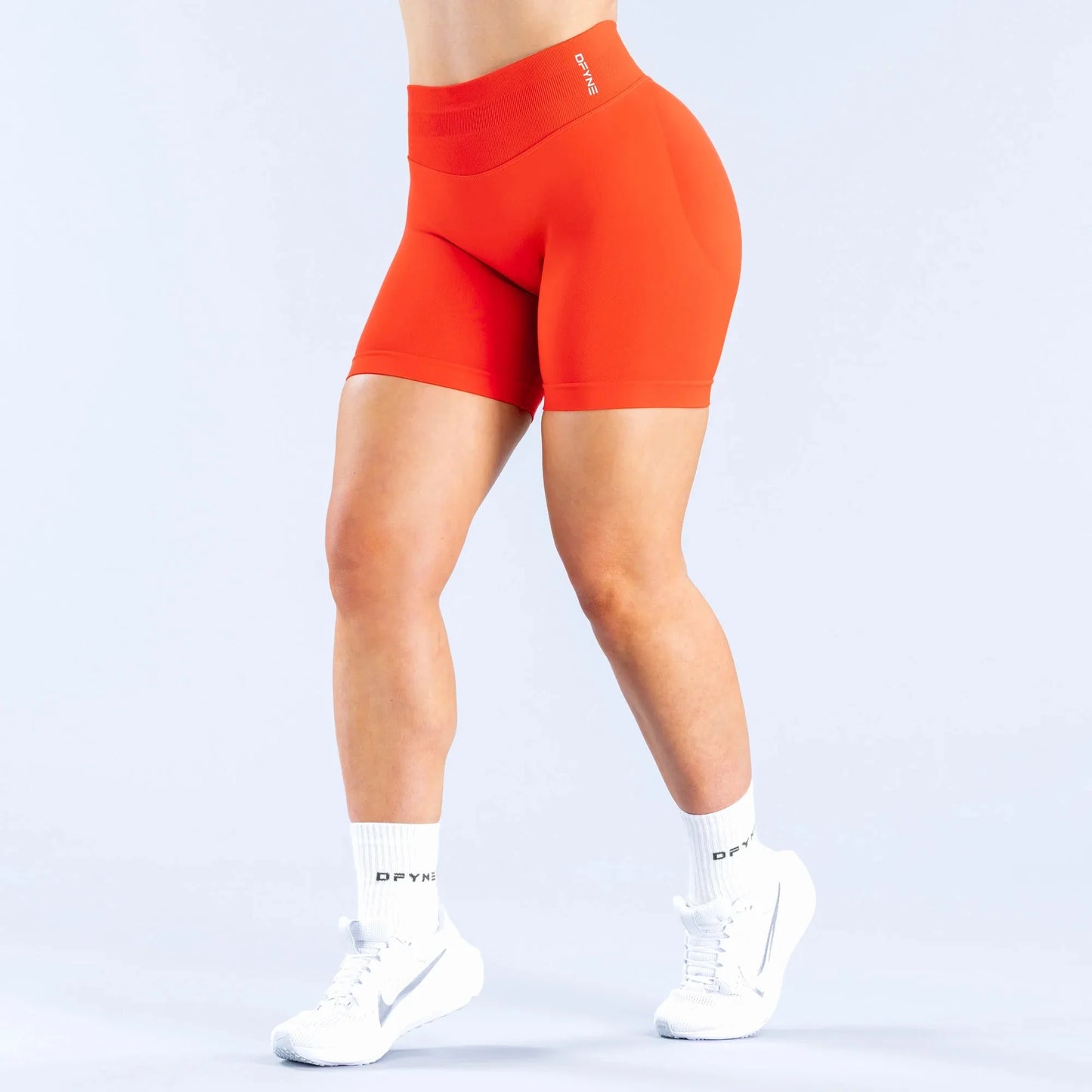 4.5" Seamless Scrunch Bum Yoga Shorts – Low Waist Workout Essential