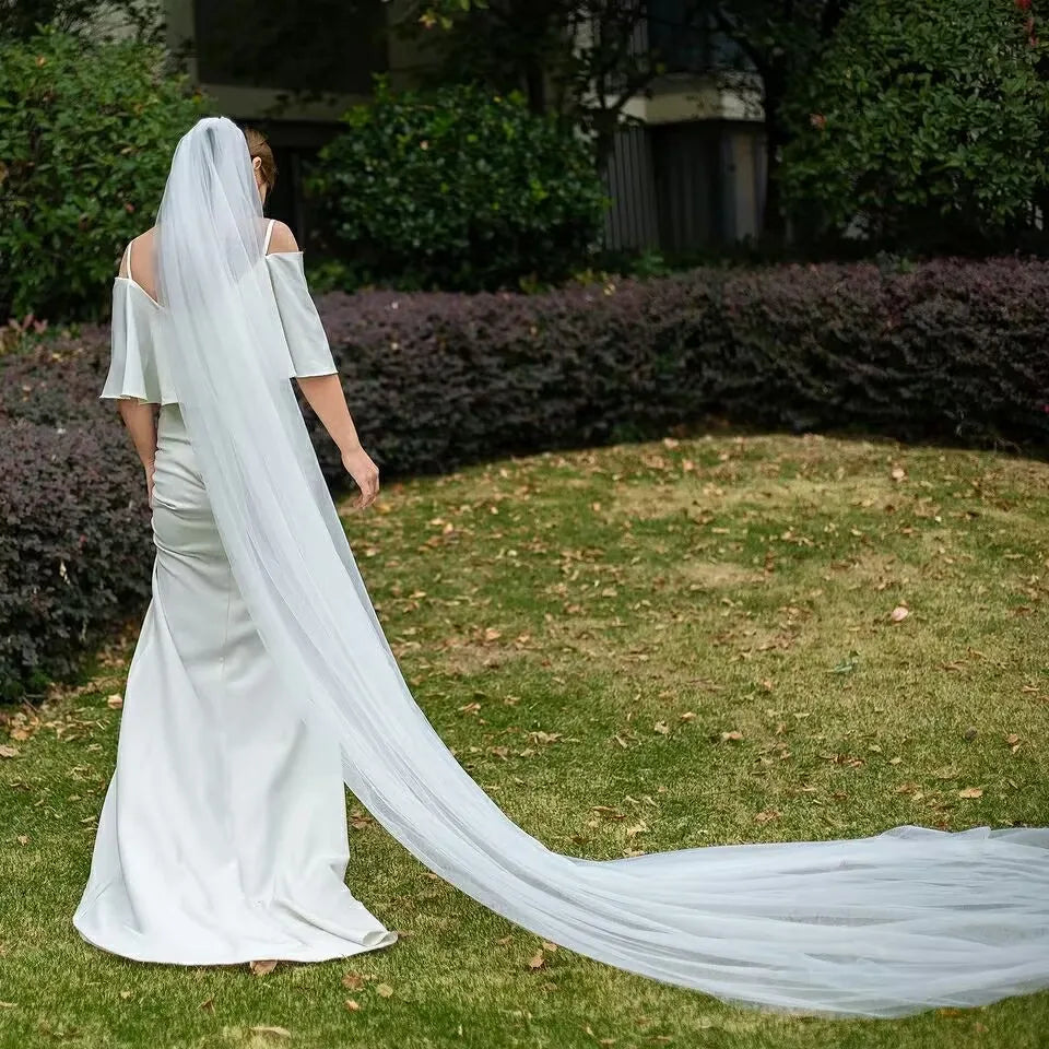 Elegant Cathedral Bridal Veil with Comb – 3 Meters