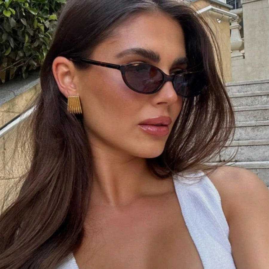 Retro Oval Frame Sunglasses