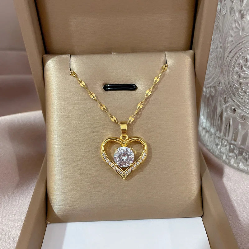 Artificial Gem Heart Pendant Necklace