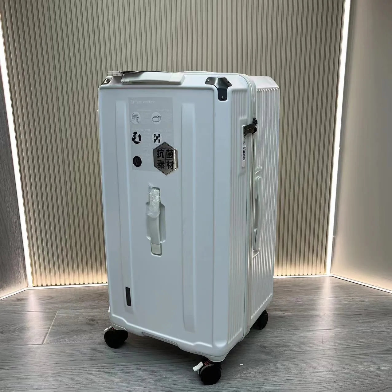 Large Size Suitcase with Five Wheels & Brake