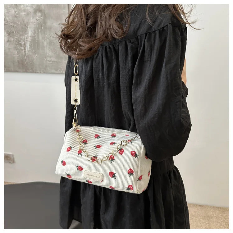 Women’s Small Underarm Bag