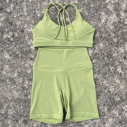 2-Piece Solid Color Gym & Yoga Set – Cross-Back Sports Bra + Biker Shorts