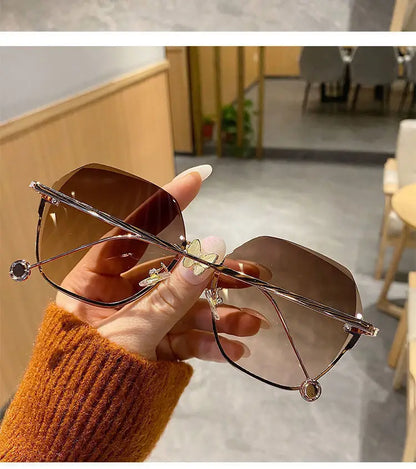 2025 Fashion Polygonal Metal Sunglasses