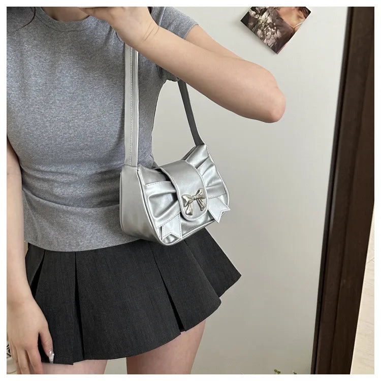 Trendy Bow Shoulder Bag