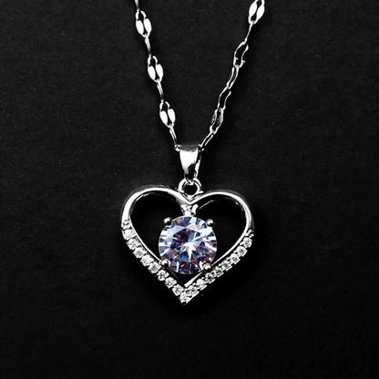 Artificial Gem Heart Pendant Necklace