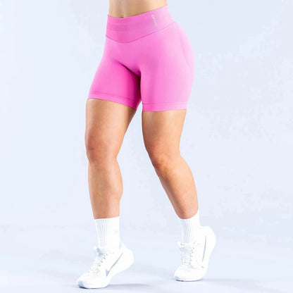 4.5" Seamless Scrunch Bum Yoga Shorts – Low Waist Workout Essential