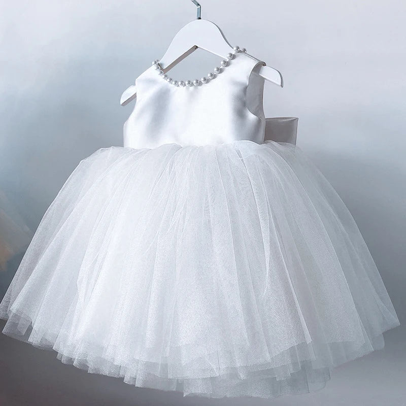 Backless Sleeveless Princess Dress with Pearls