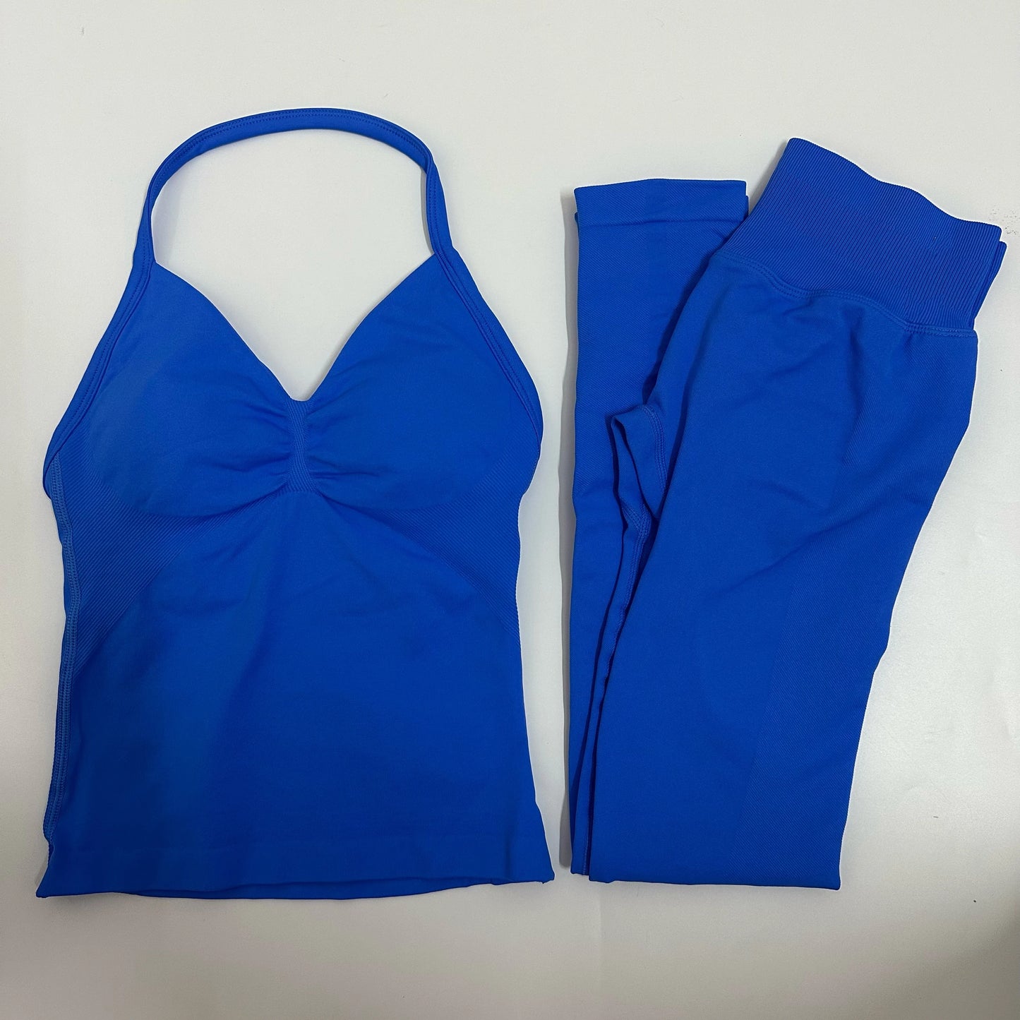 2-Piece Seamless Yoga Set – Backless Tank Top & High-Waist Scrunch Leggings