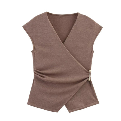 Summer New Women’s Two-Piece Set – Pin-Decorated Sleeveless Double-Breasted V-Neck Top & Mid-Waist Casual Pants