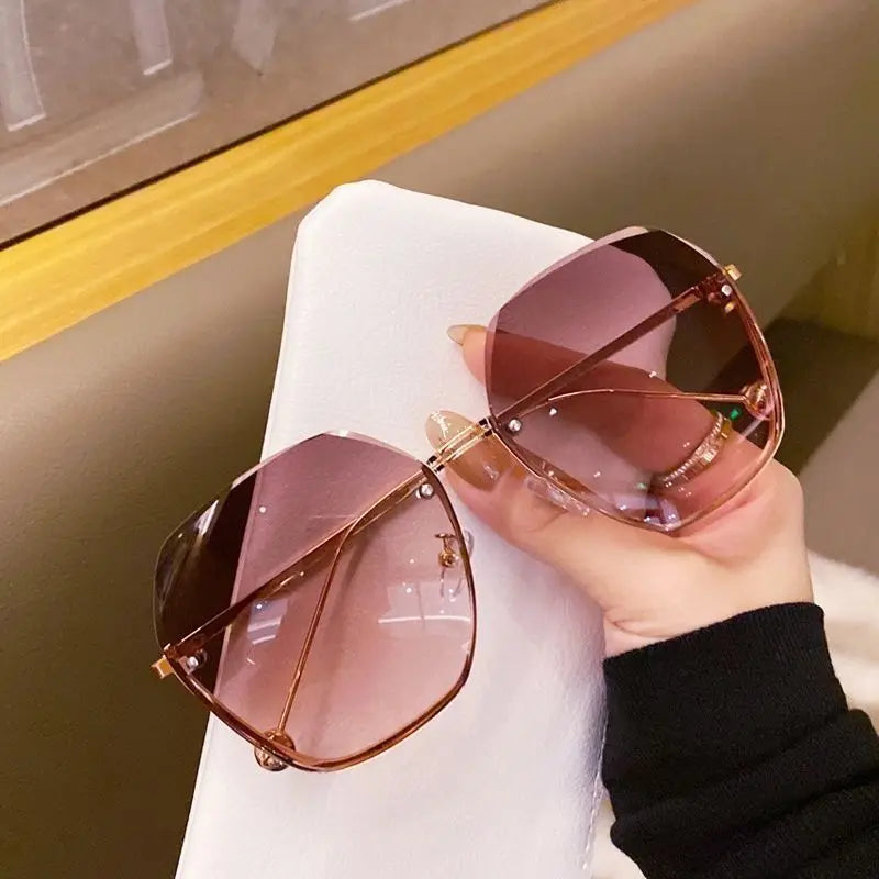 2025 Fashion Polygonal Metal Sunglasses