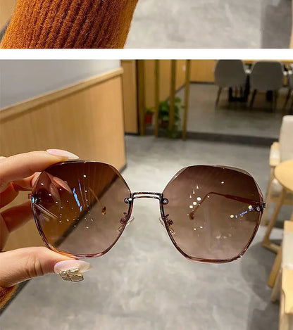 2025 Fashion Polygonal Metal Sunglasses