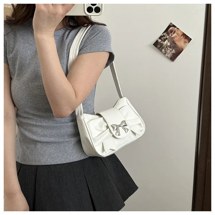 Trendy Bow Shoulder Bag