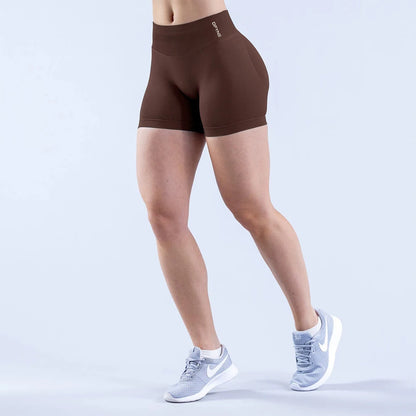 4.5" Seamless Scrunch Bum Yoga Shorts – Low Waist Workout Essential