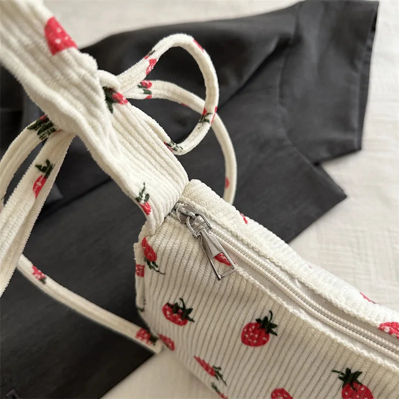 Women’s Small Underarm Bag