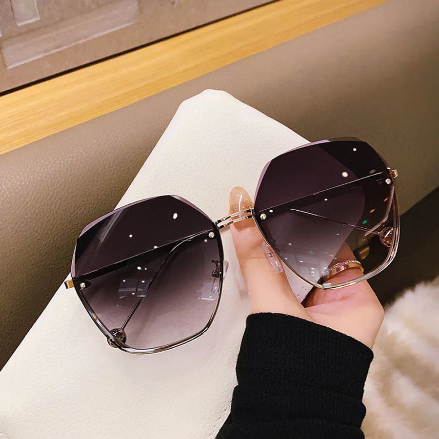 2025 Fashion Polygonal Metal Sunglasses